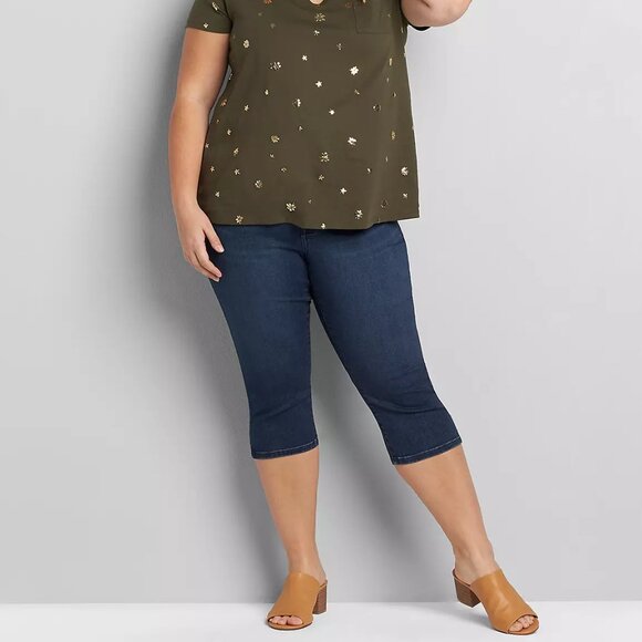 Lane Bryant Flex Magic Waistband Mid Rise Pedal Capris in Signature Fit - Picture 1 of 8